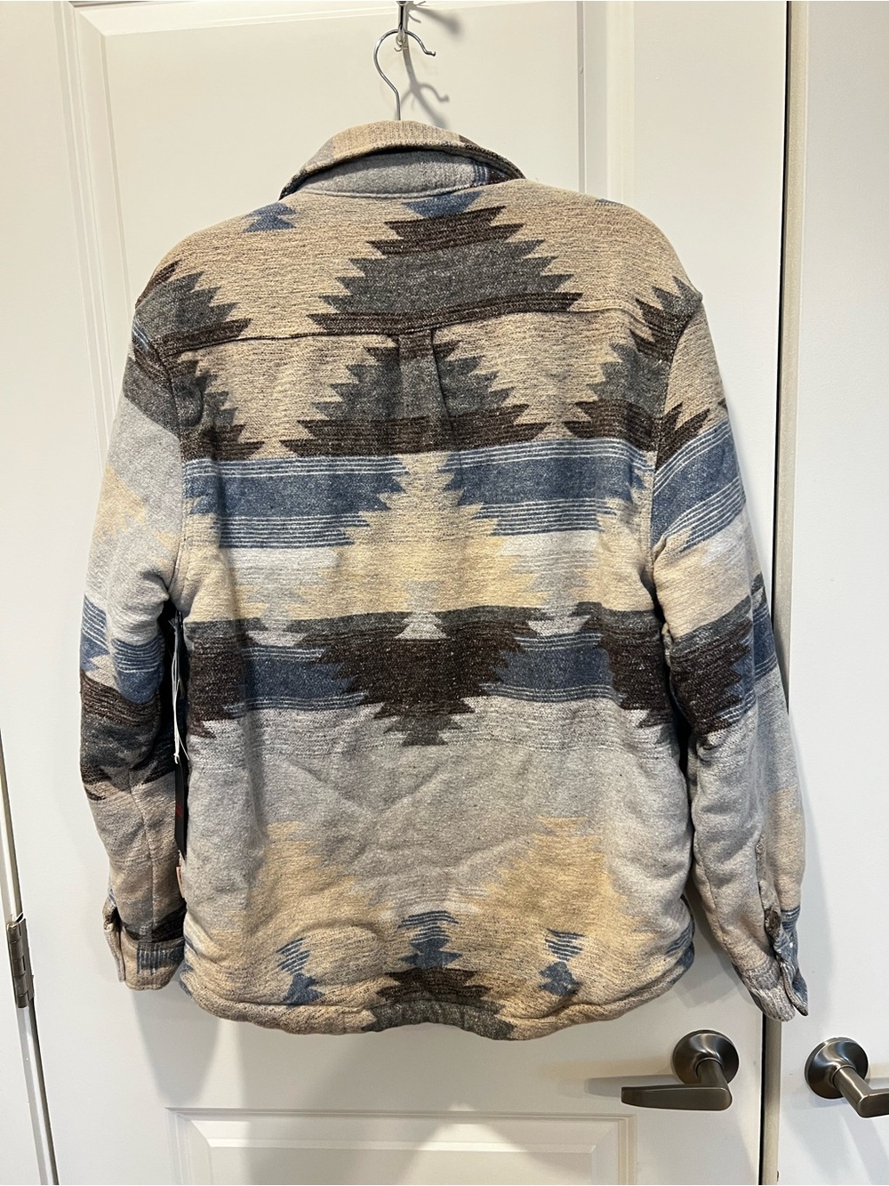 Brooklyn Cloth Aztec Pattern Sherpa-Lined Shacket - Blue, Gray, Brown - Picture 9 of 13